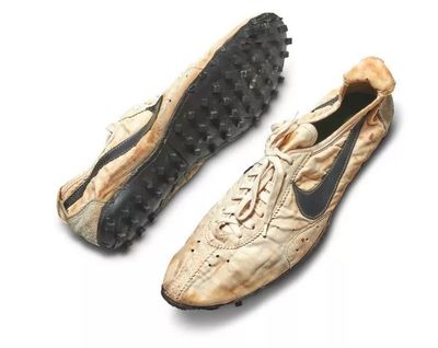 神秘買家豪擲300萬(wàn)，一雙47年歷史的Nike鞋刷新紀(jì)錄